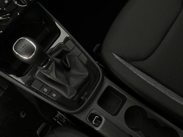 Skoda Fabia Essence (Essence) 1.0 MPI 59kW (80 PS) 5-Gang-Schaltgetriebe 