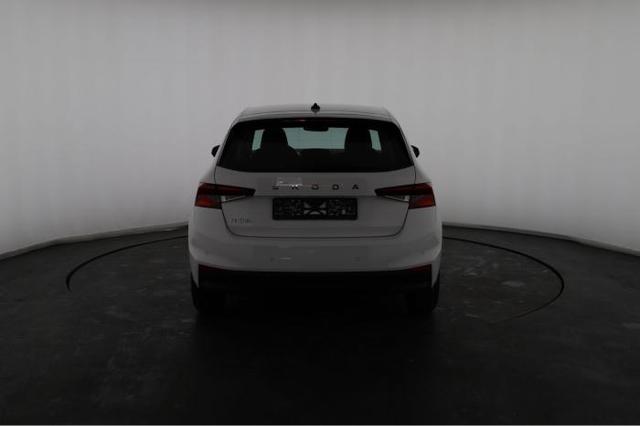 Skoda Fabia Essence (Essence) 1.0 MPI 59kW (80 PS) 5-Gang-Schaltgetriebe 