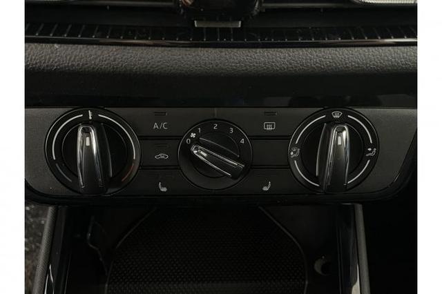 Skoda Fabia Limited Edition (Limited ) 1.0 TSI 70kW (95 PS) 5-Gang Schaltgetriebe 