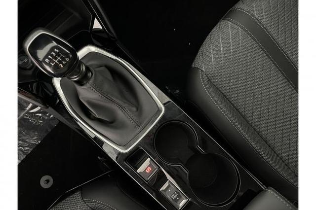 Peugeot 208 Allure (Allure) 1.2 PureTech 74 kW (101 PS) 6-Gang Schaltgetriebe 