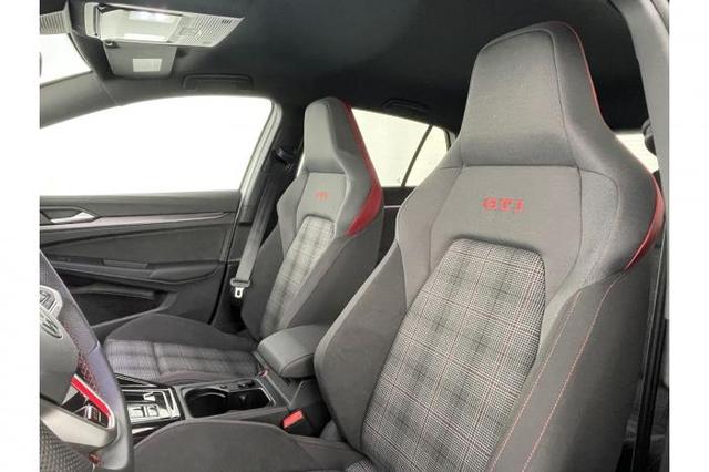 Volkswagen Golf GTI (GTI) 2.0 TSI 195kW (265 PS) 7-Gang DSG 