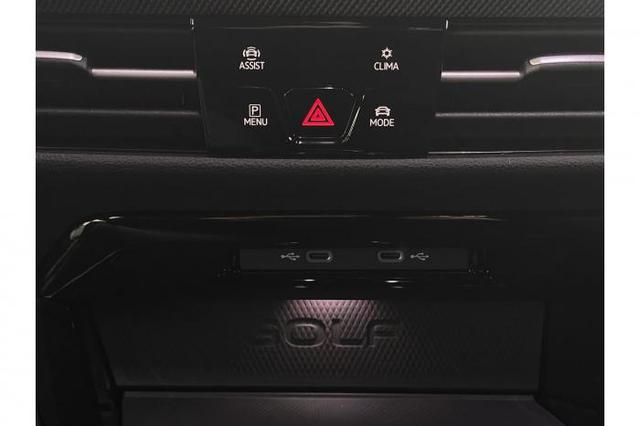 Volkswagen Golf GTI (GTI) 2.0 TSI 195kW (265 PS) 7-Gang DSG 