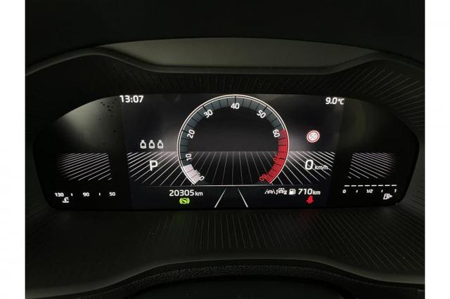 Skoda Karoq Selection (Selection) 1.5 TSI 110kW (150 PS) 7-Gang DSG 