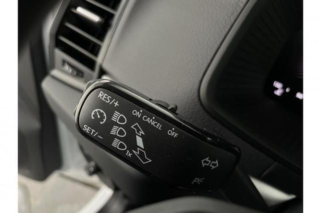 Skoda Karoq Selection (Selection) 1.5 TSI 110kW (150 PS) 7-Gang DSG 