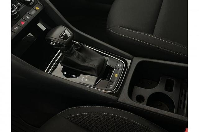 Skoda Karoq Selection (Selection) 1.5 TSI 110kW (150 PS) 7-Gang DSG 