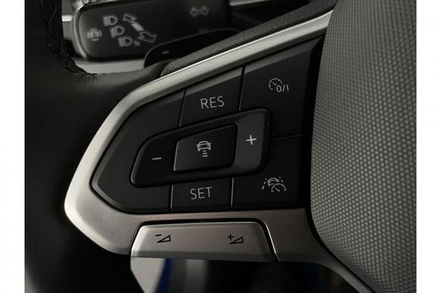 Volkswagen Taigo New Edition R-Line (New R-Line) 1.5 TSI 110 KW (150 PS) -Gang DSG 