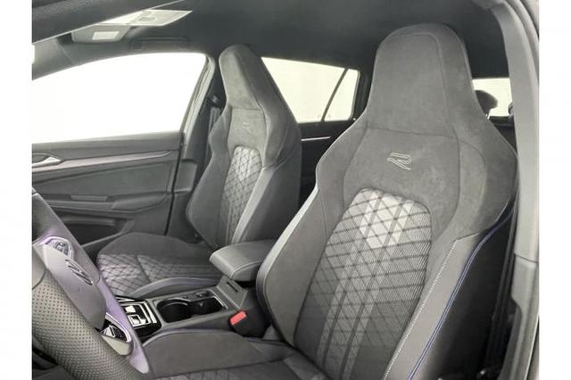 Volkswagen Golf Variant R-Line Edition (R-Line Edition) 1.5 eTSI OPF 110kW (150 PS) 7-Gang-Doppelkupplungsgetriebe DSG 