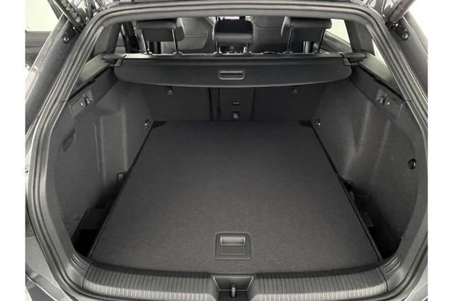 Volkswagen Golf Variant R-Line Edition (R-Line Edition) 1.5 eTSI OPF 110kW (150 PS) 7-Gang-Doppelkupplungsgetriebe DSG 