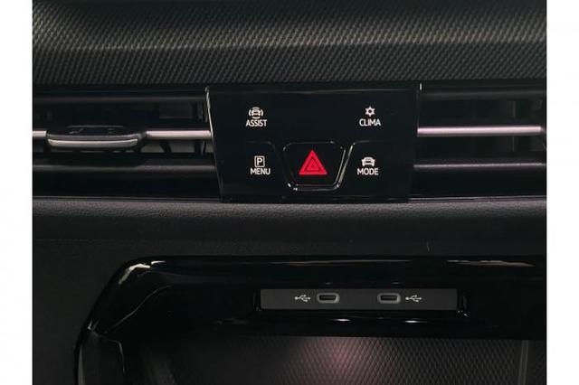 Volkswagen Golf Variant R-Line Edition (R-Line Edition) 1.5 eTSI OPF 110kW (150 PS) 7-Gang-Doppelkupplungsgetriebe DSG 