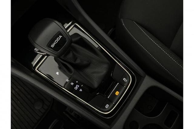 Skoda Karoq Selection (Selection ) 1.5 TSI 110kW (150 PS) 7-Gang DSG 