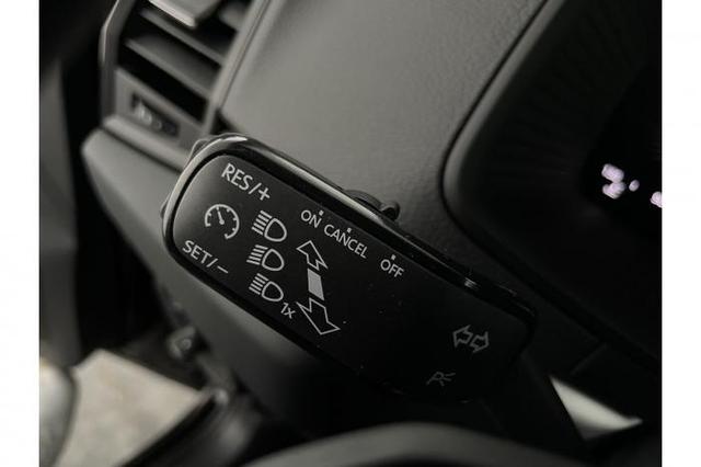 Skoda Karoq Selection (Selection ) 1.5 TSI 110kW (150 PS) 7-Gang DSG 