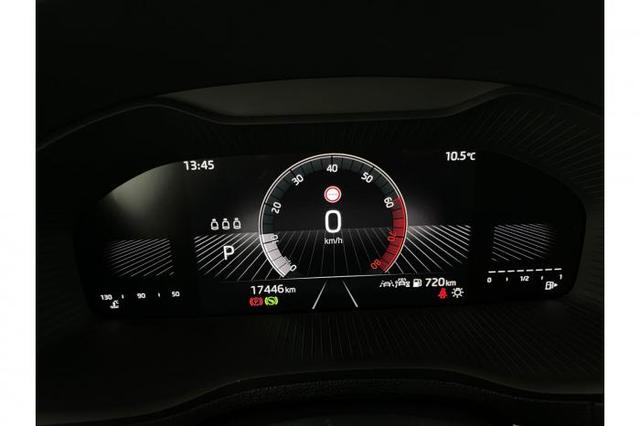 Skoda Karoq Selection (Selection) 1.5 TSI 110kW (150 PS) 7-Gang DSG 