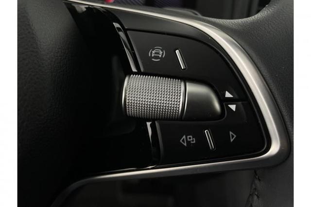 Skoda Karoq Selection (Selection) 1.5 TSI 110kW (150 PS) 7-Gang DSG 