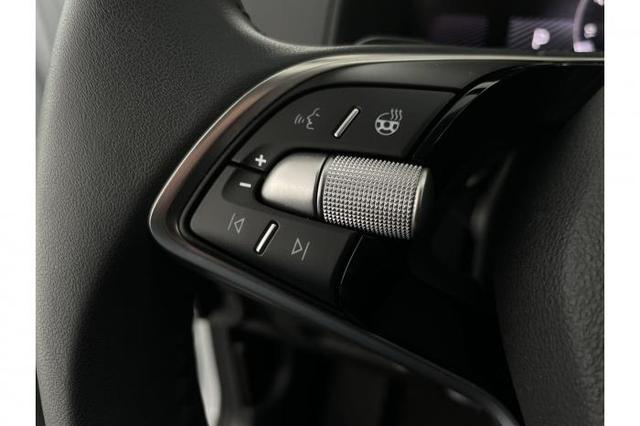 Skoda Karoq Selection (Selection) 1.5 TSI 110kW (150 PS) 7-Gang DSG 