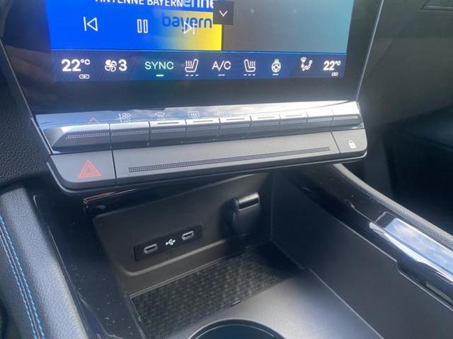 Renault Austral Esprit Alpine (Esprit Alpine) 1.2 E-Tech 147kW (200 PS) Multi-Mode Automatikgetriebe 