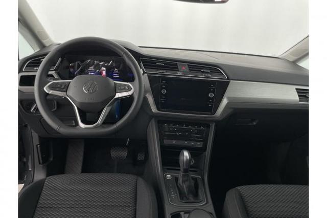 Volkswagen Touran New Edition R-Line (New R-Line) 1.5 TSI 110 kW (150 PS) 7-Gang DSG 
