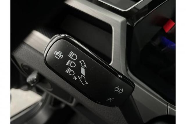 Volkswagen Touran New Edition R-Line (New R-Line) 1.5 TSI 110 kW (150 PS) 7-Gang DSG 