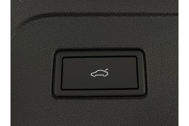 Volkswagen Touran New Edition R-Line (New R-Line) 1.5 TSI 110 kW (150 PS) 7-Gang DSG 