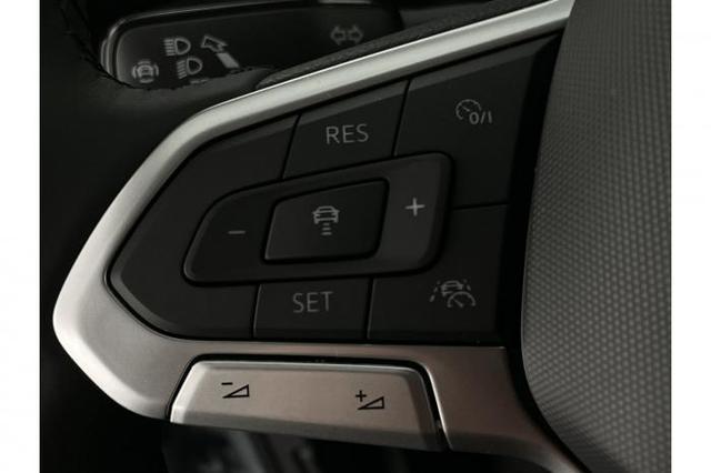 Volkswagen Touran New Edition R-Line (New R-Line) 1.5 TSI 110 kW (150 PS) 7-Gang DSG 