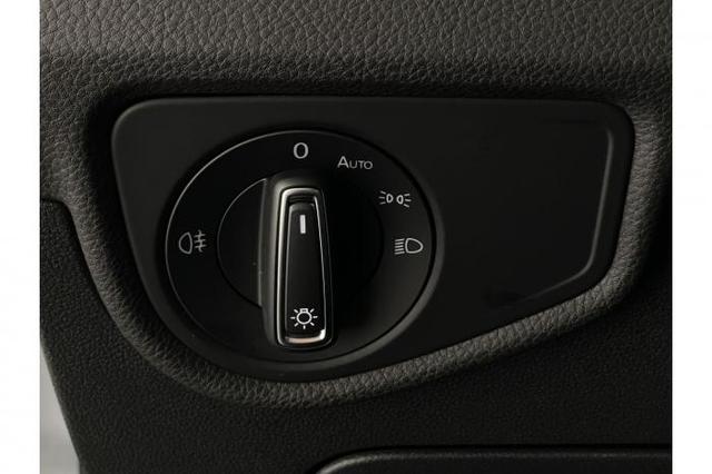 Volkswagen Touran New Edition R-Line (New R-Line) 1.5 TSI 110 kW (150 PS) 7-Gang DSG 