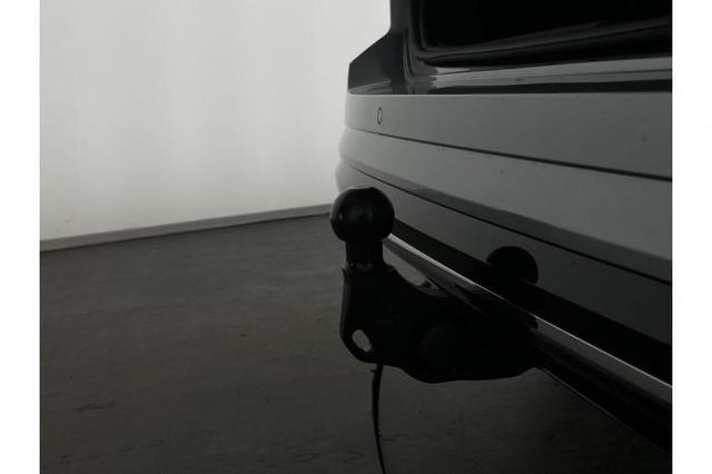 Volkswagen Touran New Edition R-Line (New R-Line) 1.5 TSI 110 kW (150 PS) 7-Gang DSG 