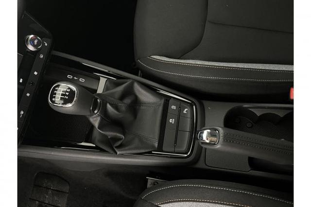 Skoda Kamiq Limited Edition Plus (Limited Plus) 1.0 TSI 85 KW (116 PS) 6-Gang Schaltgetriebe 