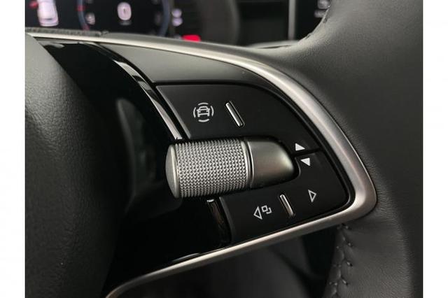 Skoda Kamiq Limited Edition Plus (Limited Plus) 1.0 TSI 85 KW (116 PS) 6-Gang Schaltgetriebe 