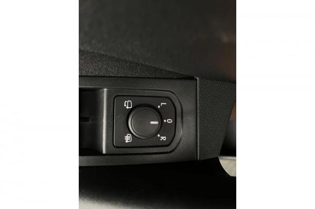 Skoda Kamiq Limited Edition Plus (Limited Plus) 1.0 TSI 85 KW (116 PS) 6-Gang Schaltgetriebe 