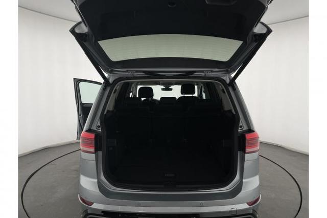 Volkswagen Touran New Edition R-Line (New R-Line) 1.5 TSI 110 kW (150 PS) 7-Gang DSG 