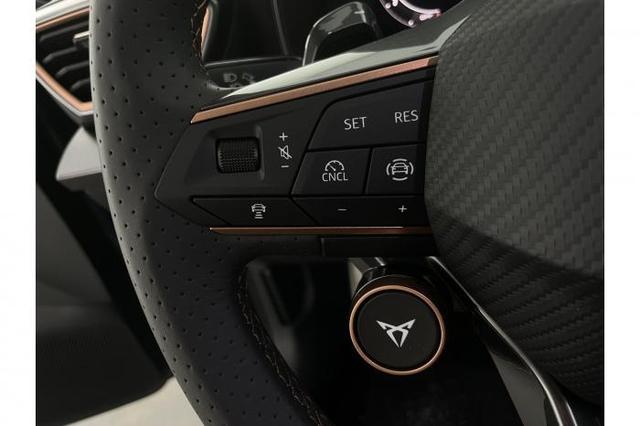Cupra Leon 1.5 eTSI 110kW (150 PS) 7-Gang DSG 