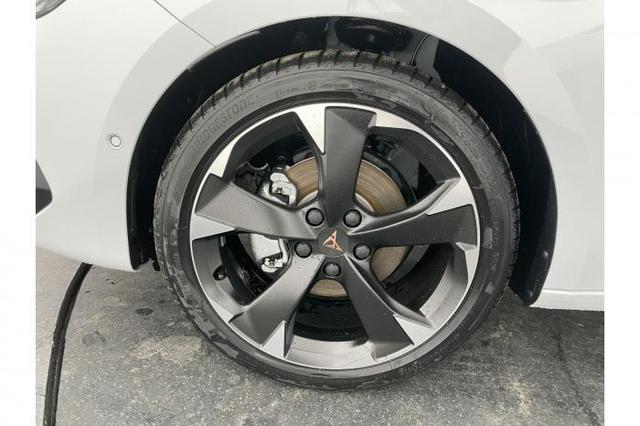 Cupra Leon 1.5 eTSI 110kW (150 PS) 7-Gang DSG 