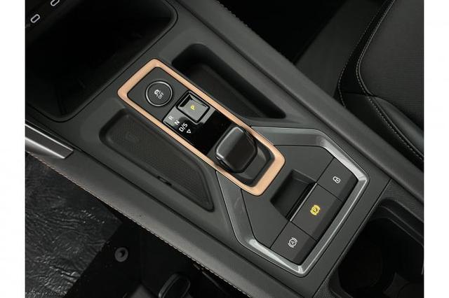 Cupra Leon 1.5 eTSI 110kW (150 PS) 7-Gang DSG 