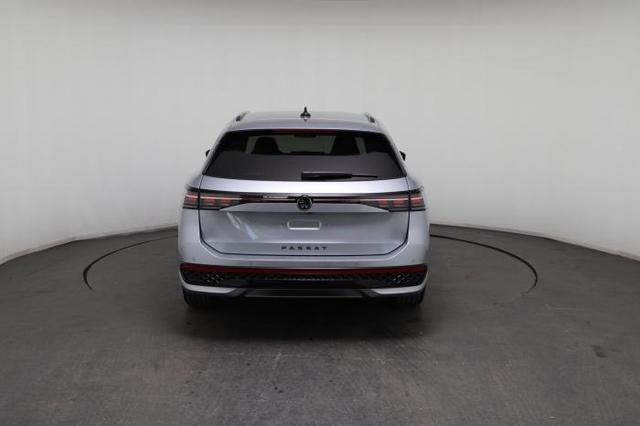 Volkswagen Passat Variant R-Line (R-Line) 2.0 TSI 195kW (265 PS) 7-Gang DSG 4MOTION 