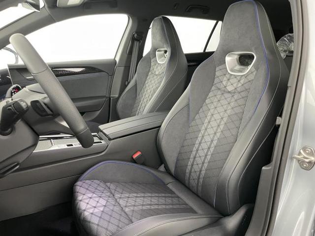Volkswagen Passat Variant R-Line (R-Line) 2.0 TSI 195kW (265 PS) 7-Gang DSG 4MOTION 