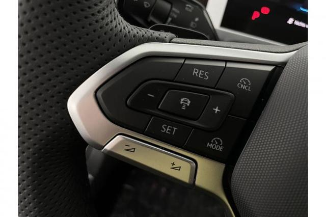 Volkswagen Passat Variant R-Line (R-Line) 2.0 TSI 195kW (265 PS) 7-Gang DSG 4MOTION 