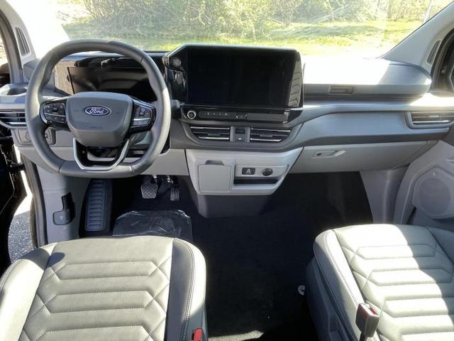 Ford Tourneo Custom 320 L1 Titanium (320 ) 2.0 EcoBlue 125kW (170 PS) 8-Stufen Automatik AWD 