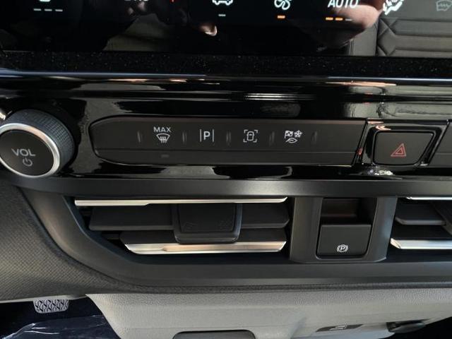 Ford Tourneo Custom 320 L1 Titanium (320 ) 2.0 EcoBlue 125kW (170 PS) 8-Stufen Automatik AWD 