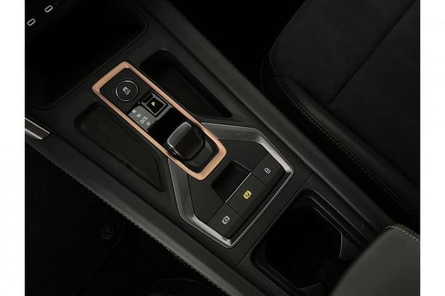 Cupra Leon Sportstourer VZ (VZ) 2.0 TSI 245kW (333 PS) 4x4 7-Gang DSG *PANO*SHZ*NAVI*AHK* 