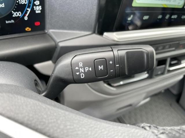 Volkswagen T7 Caravelle Style KR 8 Sitzer (Style Sitzer) 2.0 TDI 110 kW (150 PS) 8-Stufen Automatik 