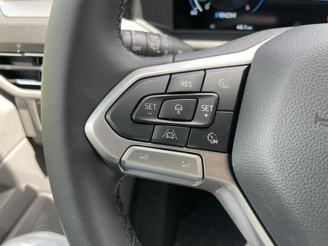 Volkswagen T7 Caravelle Style KR 8 Sitzer (Style Sitzer) 2.0 TDI 110 kW (150 PS) 8-Stufen Automatik 