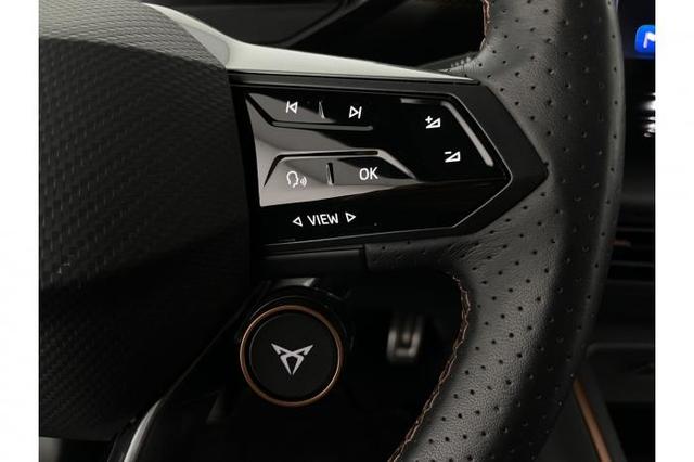 Cupra Born e-Boost 58kWh *W&auml;rmepumpe*PANO*NAVI*LED*SHZ* 
