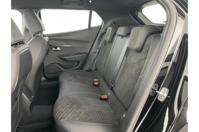 Peugeot 2008 GT (GT) 1.2 Hybrid 145 107kW (145 PS) e-DCS6 
