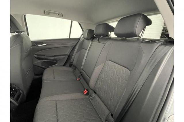 Volkswagen Golf New Edition (New Edition) 1.5 TSI 110 KW (150 PS) 6-Gang Schaltgetriebe 