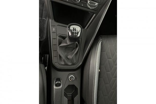 Volkswagen Polo 1.0 TSI 70kW (95 PS) 5-Gang-Schaltgetriebe 