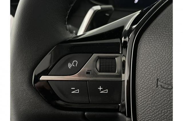Peugeot 208 Allure (Allure) 1.2 PureTech *KLIMA*SHZ*KAMERA*PDC* 