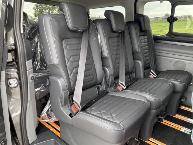 Ford Tourneo Custom 320 L1 Titanium (320 Titanium) 2.0 EcoBlue 125kW (170 PS) 8-Stufen Automatik FWD 