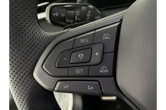 Volkswagen T-Roc R-Line (R-Line) 1.5 eTSI 110kW (150 PS) 7-Gang DSG 
