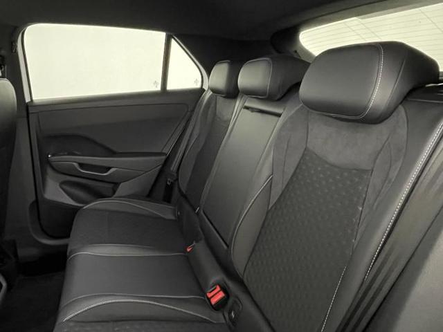 Volkswagen T-Roc R-Line (R-Line) 1.5 eTSI 110kW (150 PS) 7-Gang DSG 