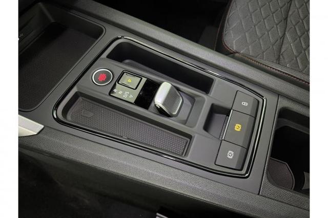 Seat Leon Sportstourer FR Premium ST (FR Premium) 1.5 eTSI 110kW (150 PS) 7-Gang DSG 