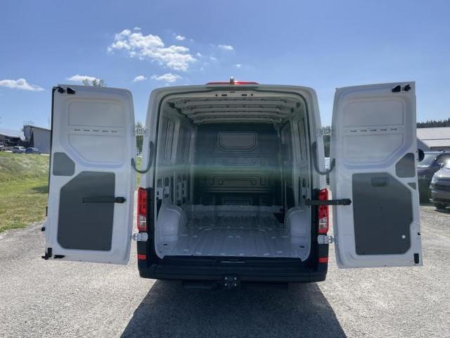 Volkswagen Crafter Kastenwagen Kasten 30 L3H2 2.0 TDI 103kW (140 PS) 6-Gang-Schaltgetriebe 